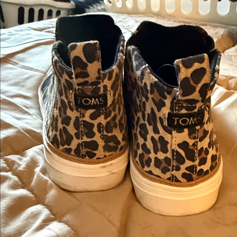 Leopard Print Toms - Picture 4 of 4